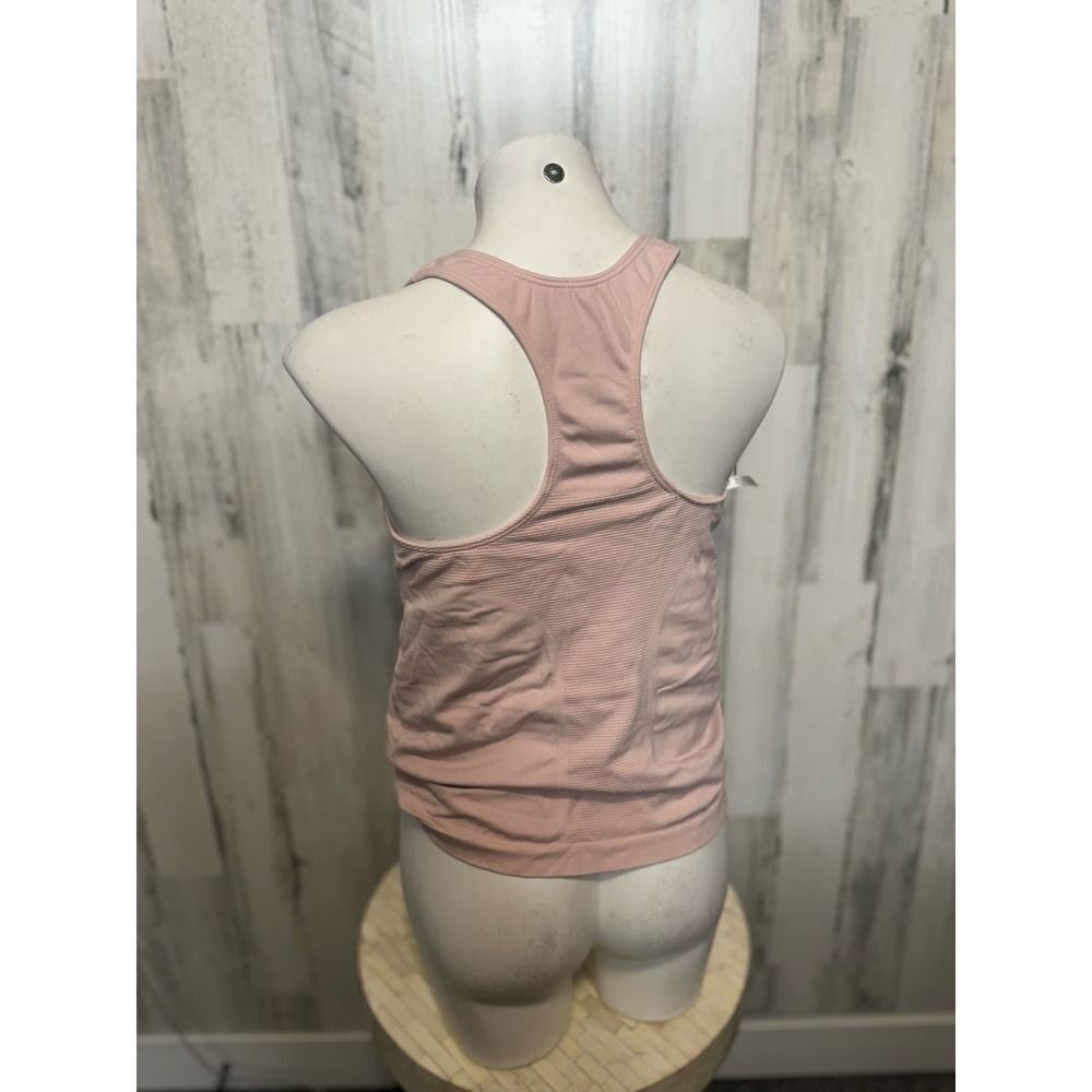 Pink tank top - Picture 3 of 7